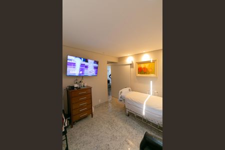 Apartamento à venda com 190m², 4 quartos e 4 vagasSuíte 4