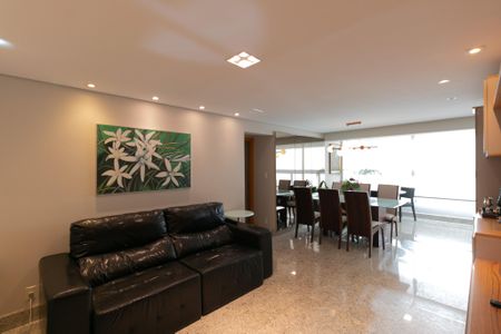 Apartamento à venda com 190m², 4 quartos e 4 vagasSala