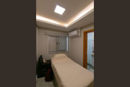 Apartamento à venda com 190m², 4 quartos e 4 vagasSuíte 3