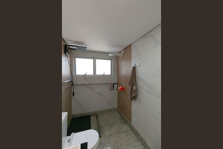 Apartamento à venda com 190m², 4 quartos e 4 vagasSuíte 4 Banheiro