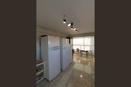 Apartamento à venda com 190m², 4 quartos e 4 vagasCozinha