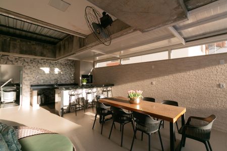 Apartamento à venda com 190m², 4 quartos e 4 vagasÁrea comum