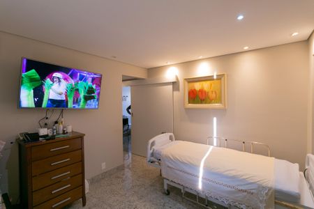 Apartamento à venda com 190m², 4 quartos e 4 vagasSuíte 4