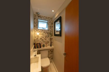 Apartamento à venda com 190m², 4 quartos e 4 vagasLavabo