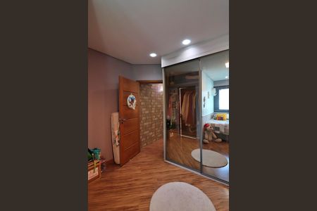 Casa à venda com 220m², 2 quartos e 6 vagasSuíte 2