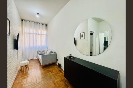 Apartamento à venda com 32m², 1 quarto e sem vaga Apartamento à venda com 32m², 1 quarto e sem vagaSala