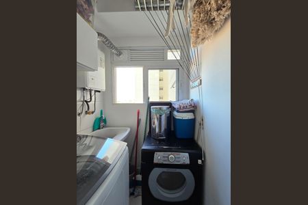 Apartamento à venda com 58m², 2 quartos e 1 vaga Apartamento à venda com 58m², 2 quartos e 1 vagaÁrea de Serviço