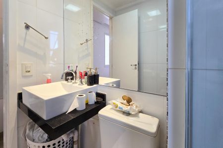 Apartamento à venda com 58m², 2 quartos e 1 vaga Apartamento à venda com 58m², 2 quartos e 1 vagaBanheiro- Suíte