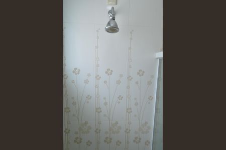 Casa à venda com 377m², 5 quartos e 4 vagas Casa à venda com 377m², 5 quartos e 4 vagasBanheiro Social