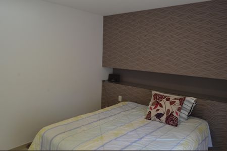 Casa à venda com 377m², 5 quartos e 4 vagas Casa à venda com 377m², 5 quartos e 4 vagasSuíte