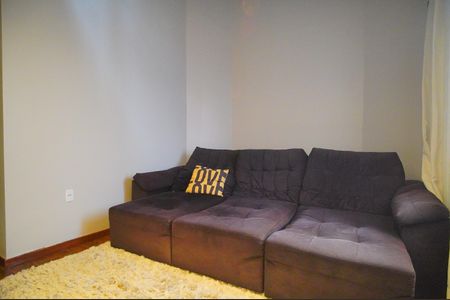 Casa à venda com 320m², 3 quartos e 2 vagasSala