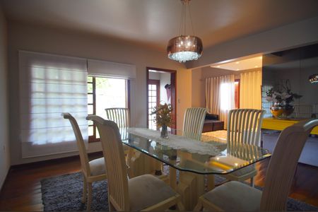 Casa à venda com 320m², 3 quartos e 2 vagasSala de Jantar
