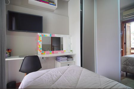 Casa à venda com 320m², 3 quartos e 2 vagasQuarto 2
