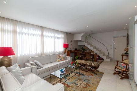 Apartamento à venda com 200m², 4 quartos e 2 vagasSala