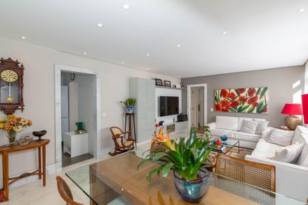 Apartamento à venda com 200m², 4 quartos e 2 vagasSala