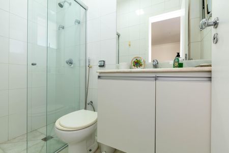 Apartamento à venda com 200m², 4 quartos e 2 vagasBanheiro 4