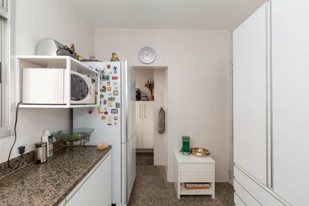 Apartamento à venda com 200m², 4 quartos e 2 vagasCozinha