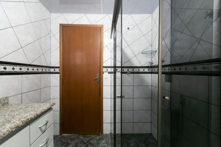 Casa para alugar com 300m², 3 quartos e 2 vagasBanheiro 2