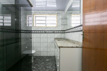 Casa para alugar com 300m², 3 quartos e 2 vagasBanheiro 2