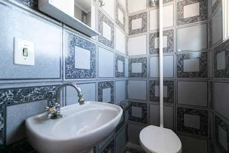 Casa para alugar com 300m², 3 quartos e 2 vagasBanheiro 3