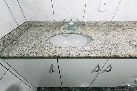 Casa para alugar com 300m², 3 quartos e 2 vagasBanheiro 2