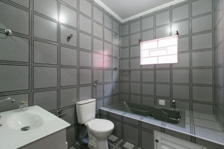 Casa para alugar com 300m², 3 quartos e 2 vagasBanheiro 1 