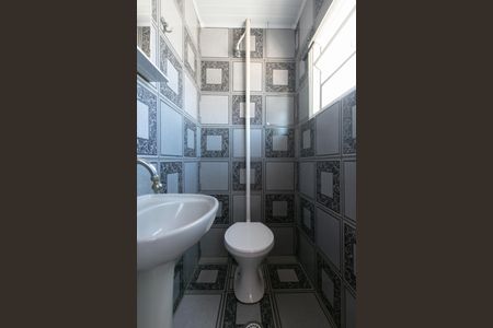 Casa para alugar com 300m², 3 quartos e 2 vagasBanheiro 3