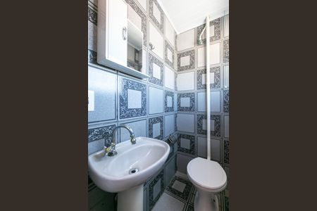 Casa para alugar com 300m², 3 quartos e 2 vagasBanheiro 3