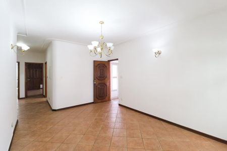 Sala de casa para alugar com 3 quartos, 240m² em Bortolândia, São Paulo