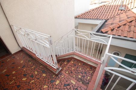 Casa à venda com 240m², 5 quartos e 5 vagas Casa à venda com 240m², 5 quartos e 5 vagasChurrasqueira