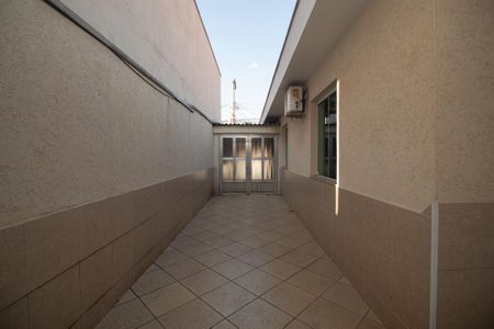 Casa à venda com 240m², 5 quartos e 5 vagas Casa à venda com 240m², 5 quartos e 5 vagasQuintal