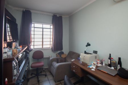 Casa à venda com 240m², 5 quartos e 5 vagas Casa à venda com 240m², 5 quartos e 5 vagasSuíte 2