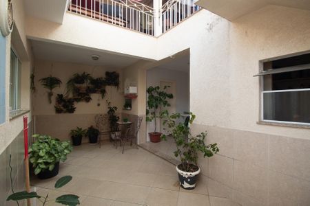 Casa à venda com 240m², 5 quartos e 5 vagas Casa à venda com 240m², 5 quartos e 5 vagasÁrea de Serviço