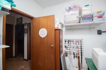 Casa à venda com 240m², 5 quartos e 5 vagas Casa à venda com 240m², 5 quartos e 5 vagasQuarto 1