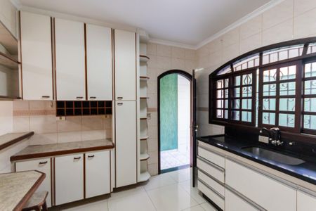 Casa à venda com 273m², 3 quartos e 3 vagasCozinha