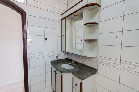 Casa à venda com 273m², 3 quartos e 3 vagasBanheiro