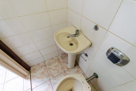 Casa à venda com 273m², 3 quartos e 3 vagasBanheiro de Serviço