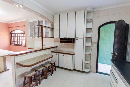 Casa à venda com 273m², 3 quartos e 3 vagasCozinha