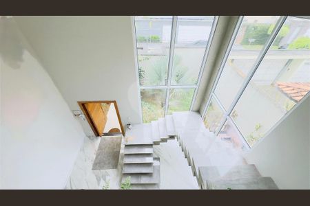 Casa à venda com 473m², 4 quartos e 4 vagas