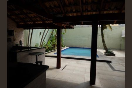 Casa à venda com 450m², 6 quartos e 3 vagas