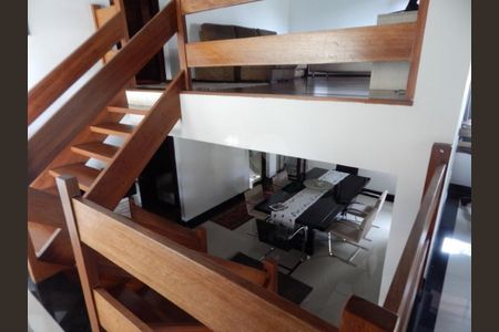 Casa à venda com 450m², 6 quartos e 3 vagas
