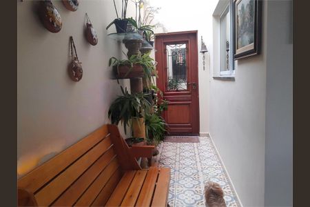 Casa à venda com 136m², 3 quartos e 2 vagas