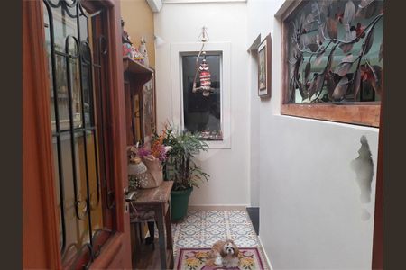 Casa à venda com 136m², 3 quartos e 2 vagas