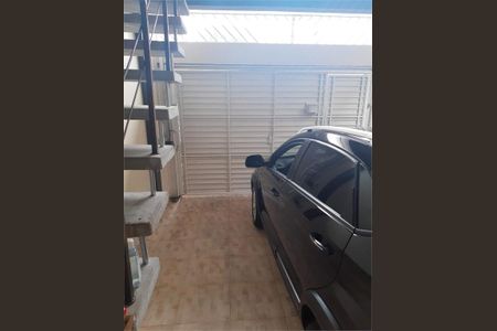Casa à venda com 136m², 3 quartos e 2 vagas