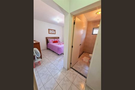 Casa à venda com 141m², 3 quartos e 2 vagas