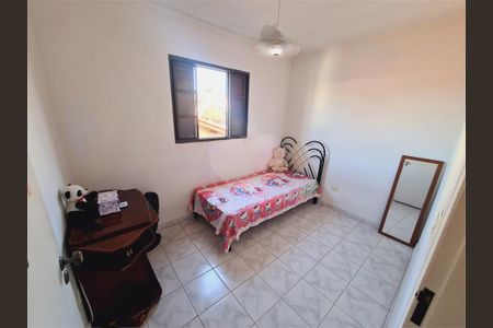 Casa à venda com 141m², 3 quartos e 2 vagas