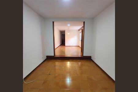 Casa à venda com 152m², 3 quartos e 2 vagas