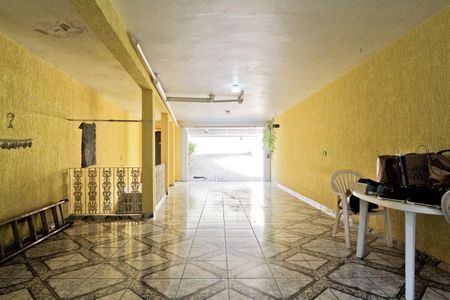 Casa à venda com 270m², 3 quartos e 4 vagasGaragem