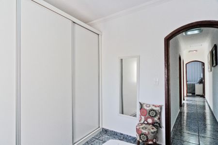Casa à venda com 270m², 3 quartos e 4 vagasQuarto 2