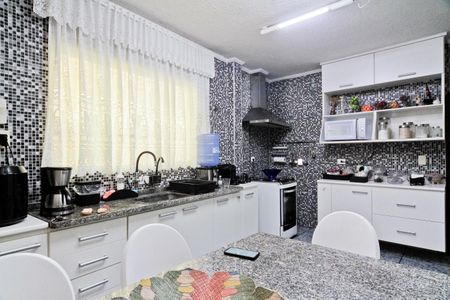 Casa à venda com 270m², 3 quartos e 4 vagasCozinha
